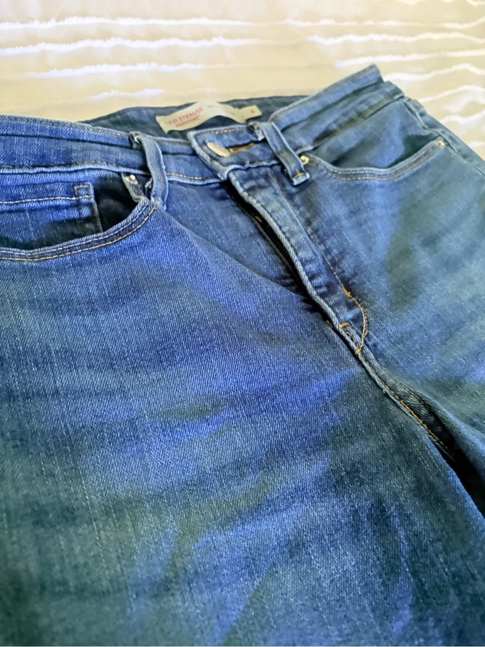 Levi Strauss & Co Signature Mid Rise Bootcut Size 4 - Picture 2 of 15
